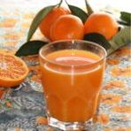 Jus de mandarine de l'ongle champignon
